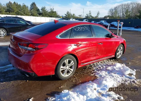 2018 Hyundai Sonata Sport z USA, uszkodzony, nr VIN 5NPE34AF3JH643583